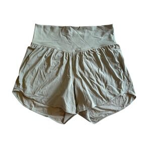 Lululemon Nulu and Mesh High-Rise Yoga Short 3.5" Bronze Green Athletic W7CHTS